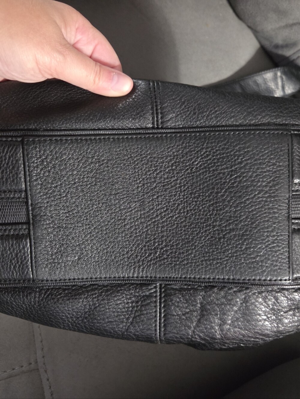 Coach Handbag - Picture 3 of 5